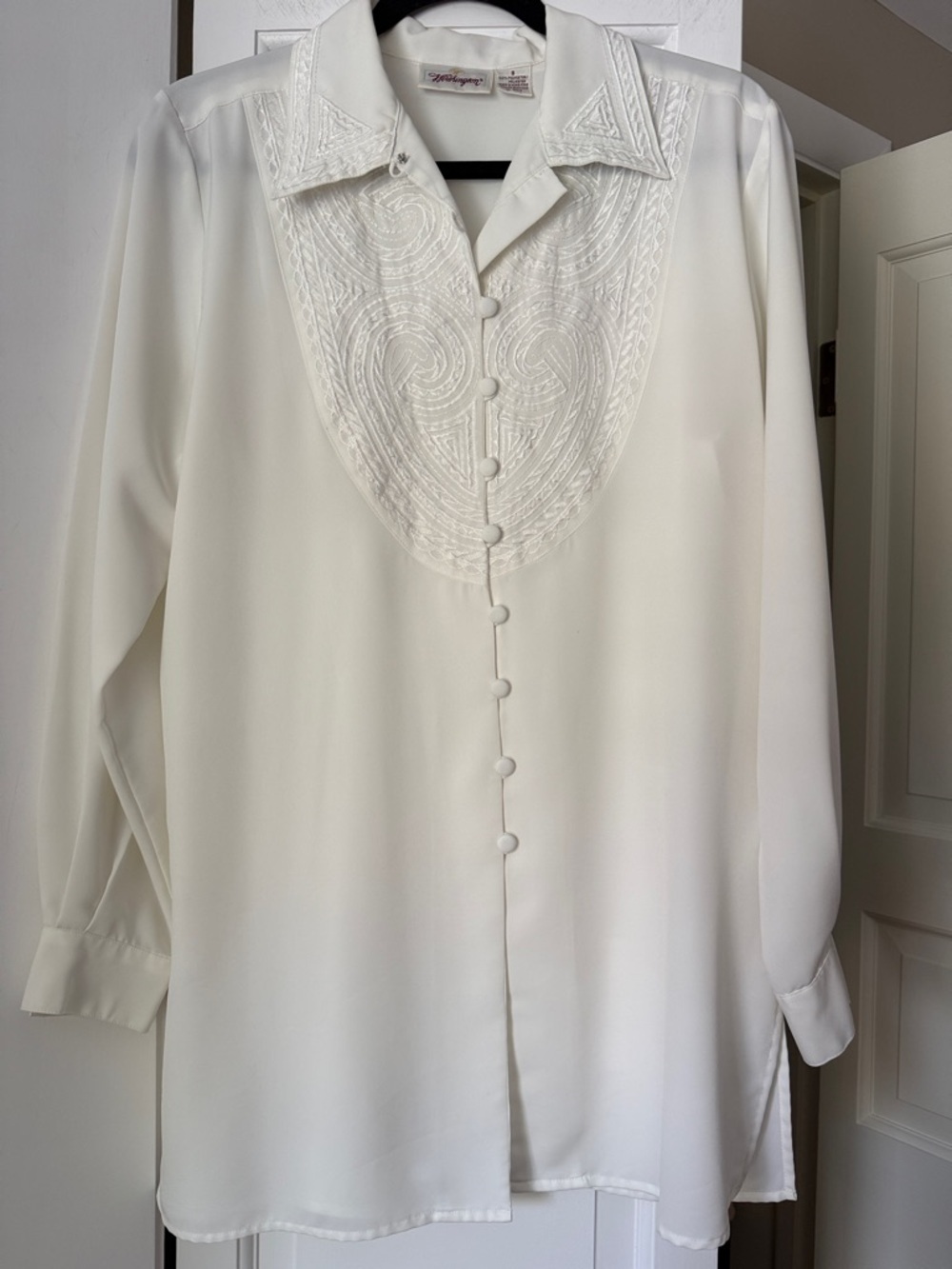 Vintage Worthington Embroidered White Blouse Size 8